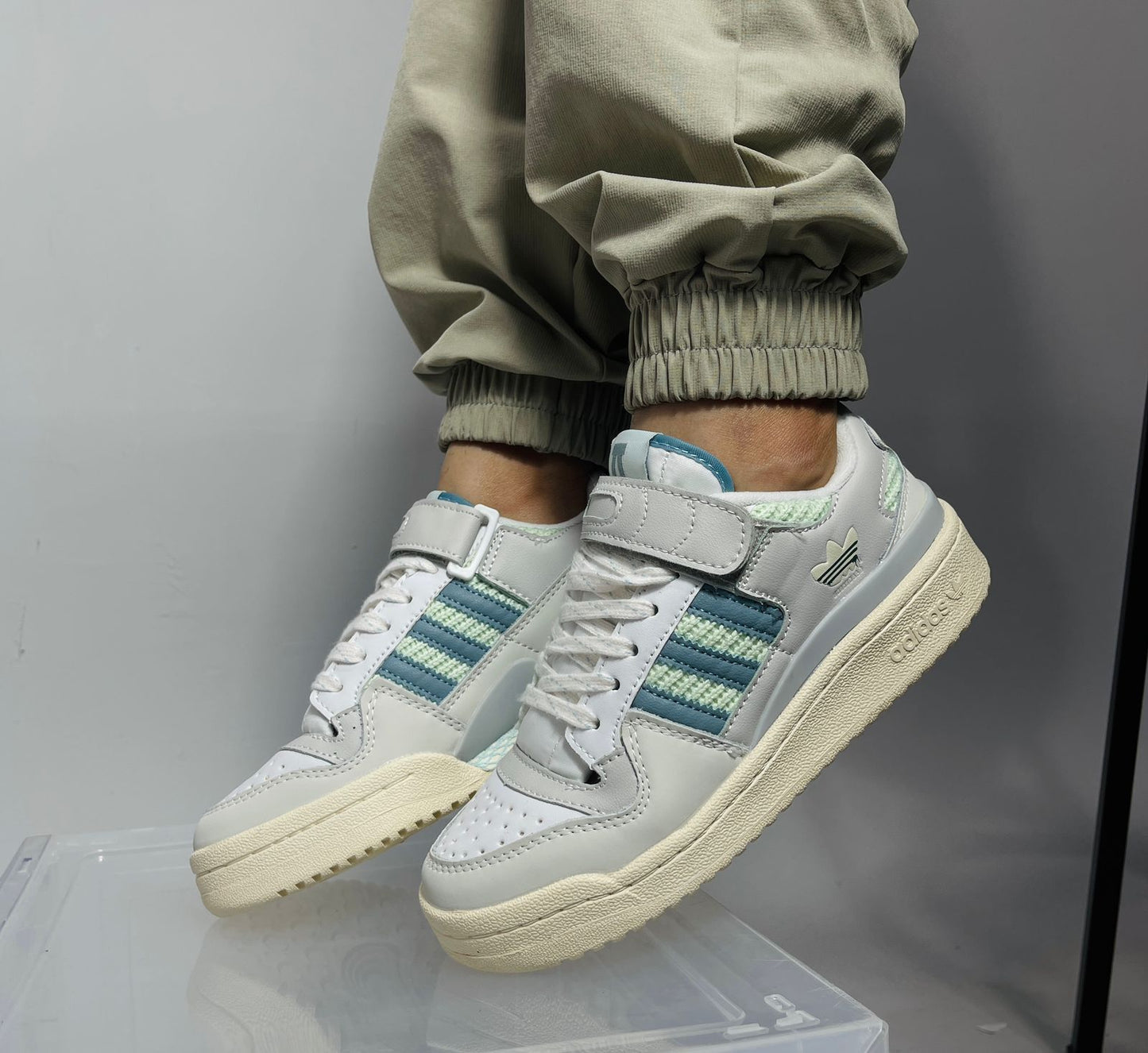 ADIDAS FORUM LOW
