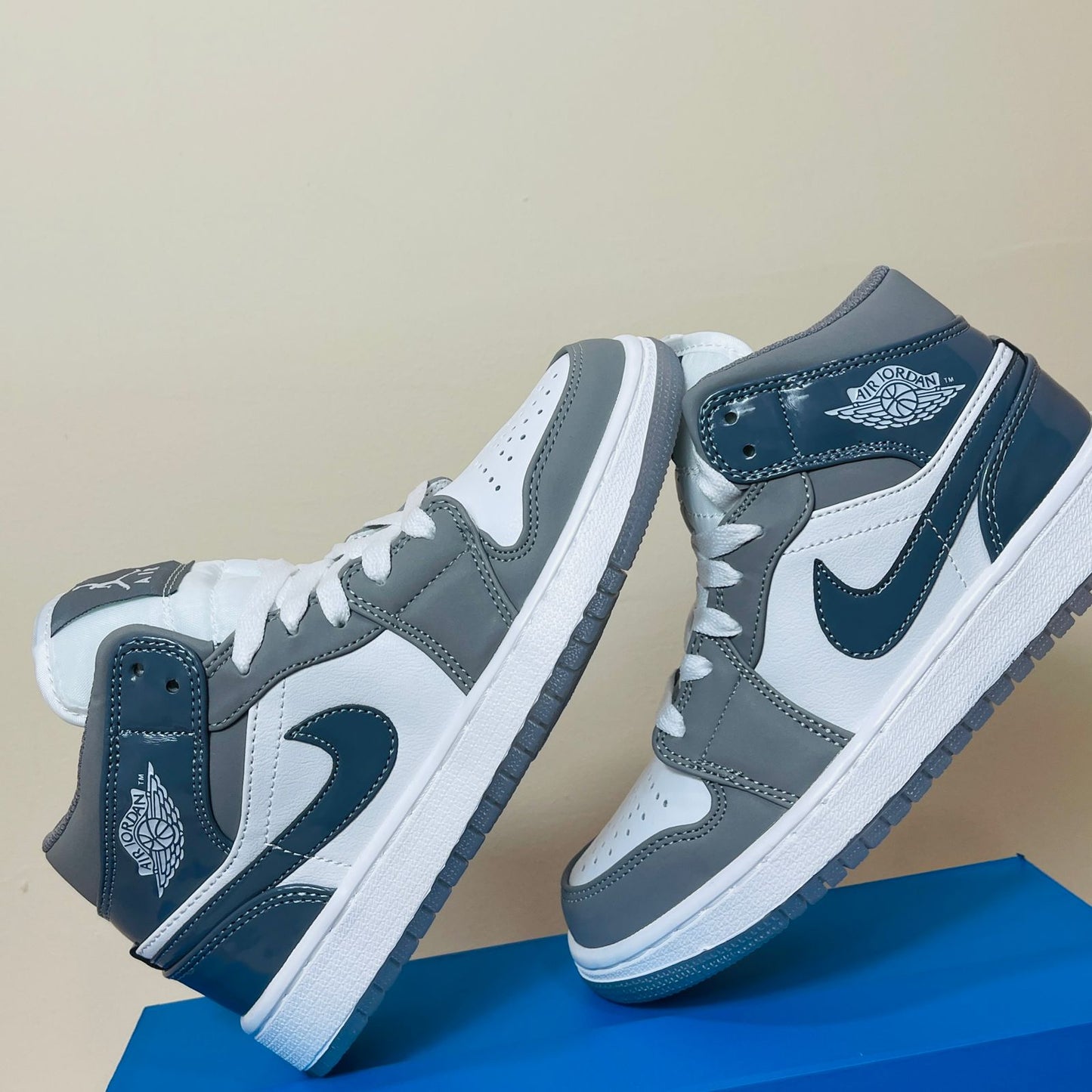RETRO 1
