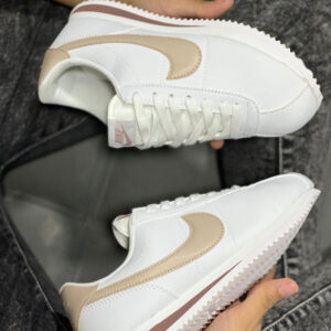 Nike Cortes